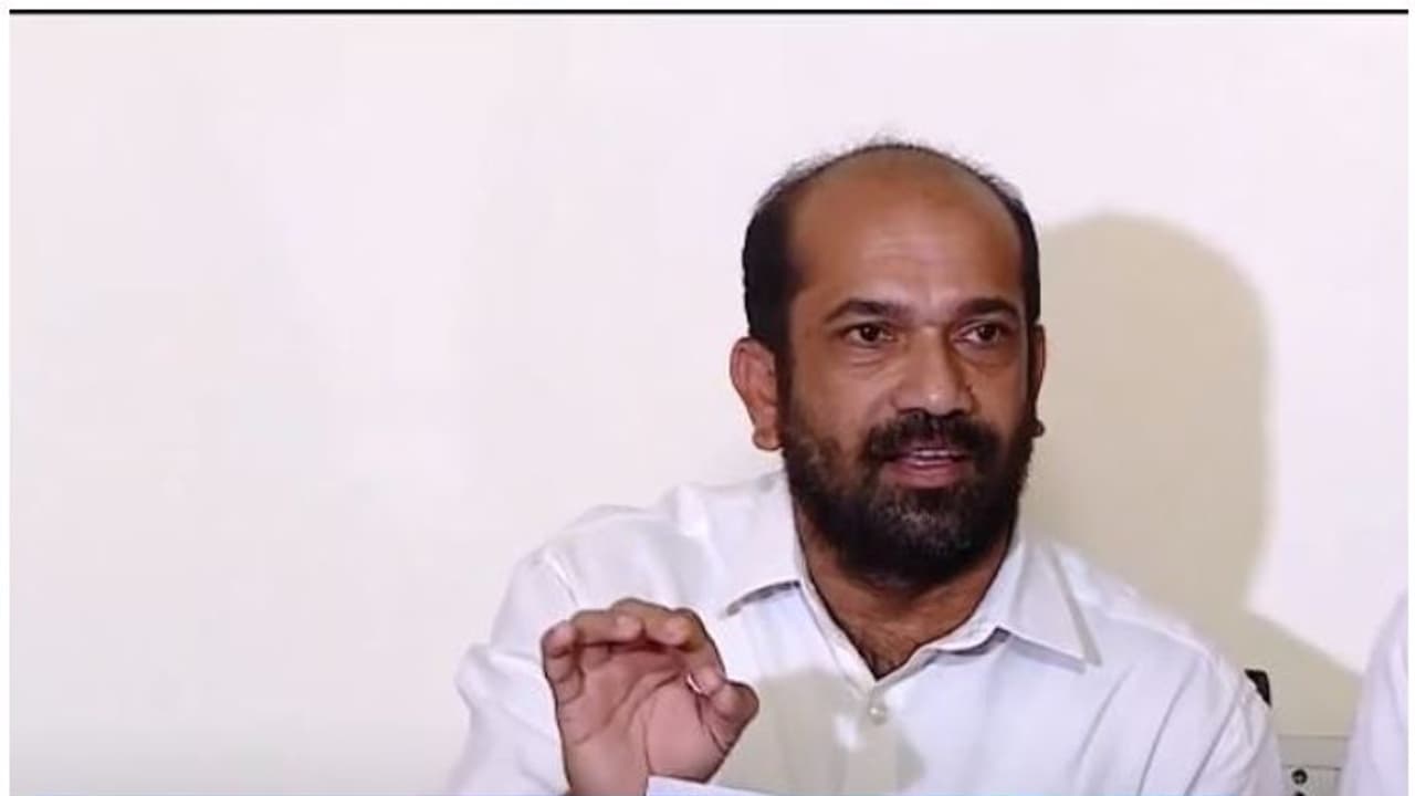 'മൊയ്തീനെ ഒഴിവാക്കാൻ തൃശൂരിൽ ബിജെപിയ്ക്ക് വോട്ടുമറിക്കും'; സിപിഎമ്മിനെതിരെ ഗുരുതര ആരോപണവുമായി അനില്‍ അക്കര