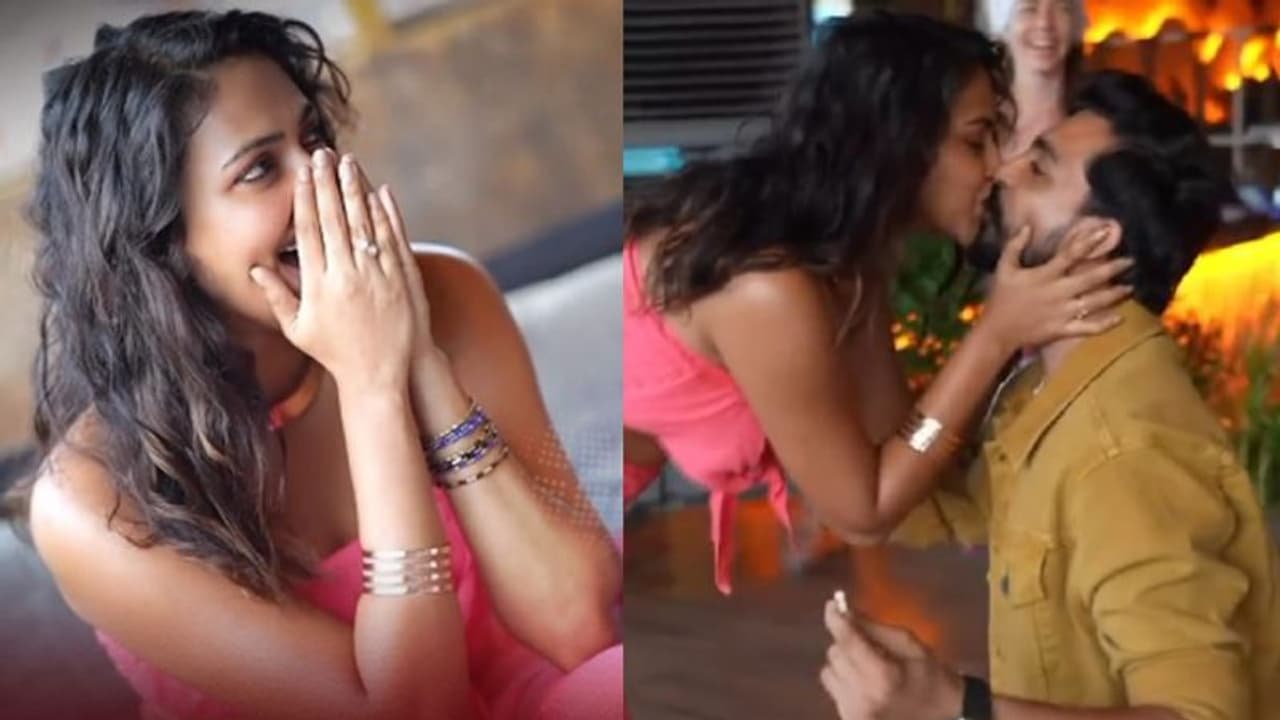 விவாகரத்துக்கு பின் மீண்டும் மலர்ந்த காதல்... புரபோஸல் பண்ணிய காதலனுக்கு லிப்கிஸ் அடித்து ஓகே சொன்ன அமலா பால் விவாகரத்துக்கு பின் மீண்டும் மலர்ந்த காதல்... புரபோஸல் பண்ணிய காதலனுக்கு லிப்கிஸ் அடித்து ஓகே சொன்ன அமலா பால்