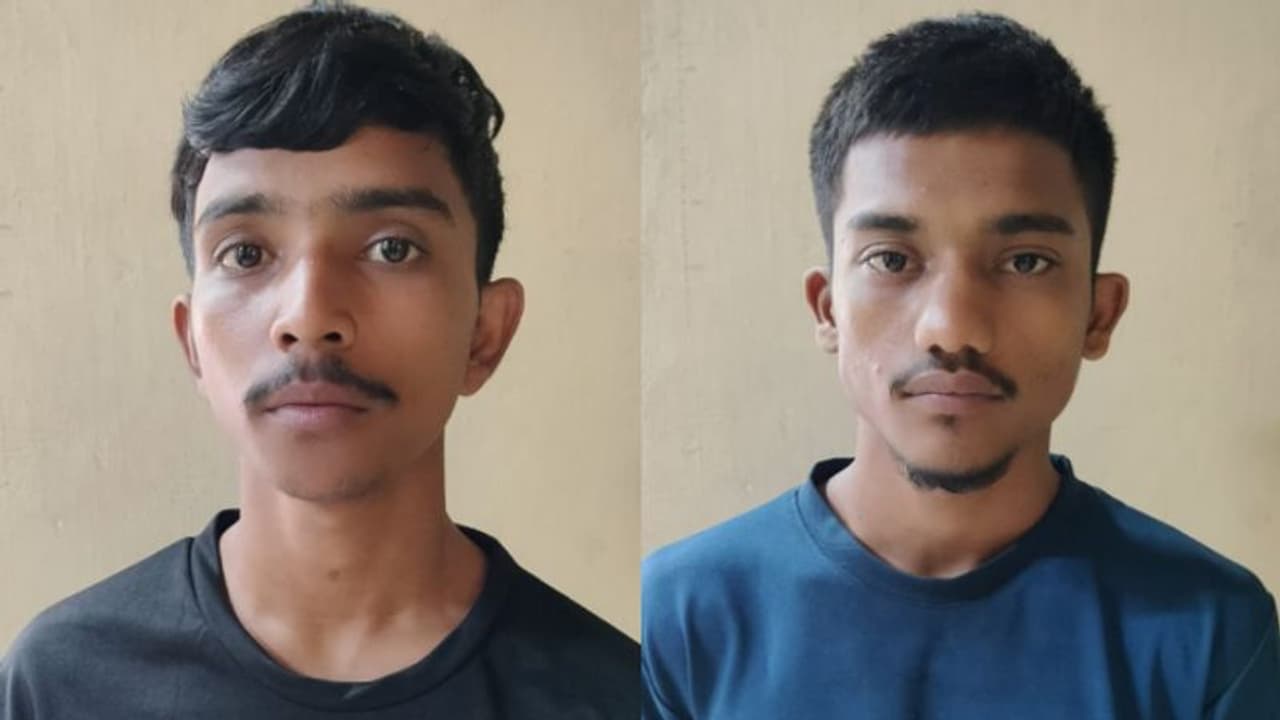 പ്ലാസ്റ്റിക് ശേഖരിക്കാനെത്തി, വീട്ടുകാർ അമ്പലത്തിൽ പോയപ്പോൾ മോഷണം: പ്രായപൂർത്തിയാകാത്ത ആൾ അടക്കം 3 പേർ പിടിയിൽ പ്ലാസ്റ്റിക് ശേഖരിക്കാനെത്തി, വീട്ടുകാർ അമ്പലത്തിൽ പോയപ്പോൾ മോഷണം: പ്രായപൂർത്തിയാകാത്ത ആൾ അടക്കം 3 പേർ പിടിയിൽ