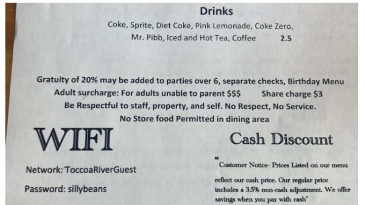 കുട്ടികള്‍ ഹോട്ടലില്‍ വച്ച് കരഞ്ഞാല്‍ ഭക്ഷണ ബില്ല് കൂടും; മോശം 'പാരന്‍റിംഗ് ഫീസ്' എന്ന് !