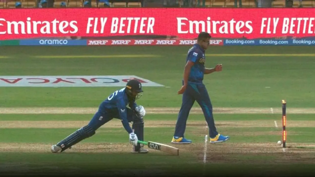 'Sums up England's WC campaign': Adil Rashid's bizarre run out against SL takes internet by storm (WATCH) 'Sums up England's WC campaign': Adil Rashid's bizarre run out against SL takes internet by storm (WATCH)