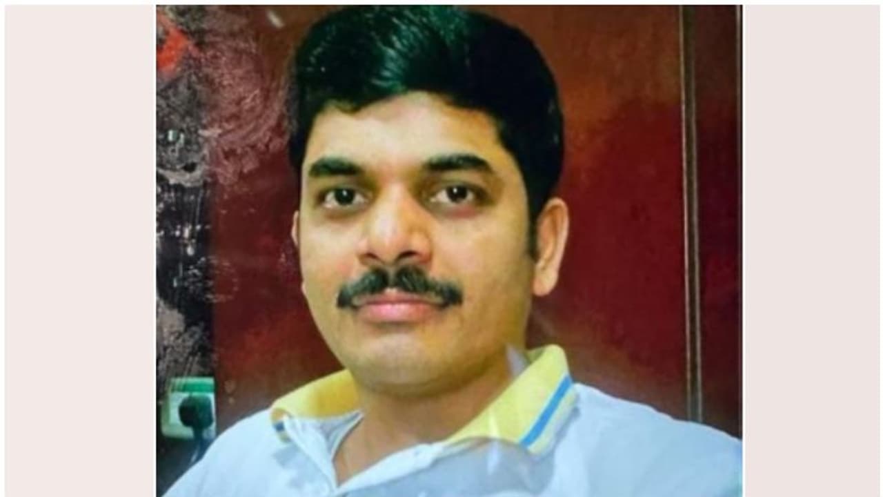 പ്രവാസി മലയാളി വാഹനാപകടത്തിൽ മരിച്ചു പ്രവാസി മലയാളി വാഹനാപകടത്തിൽ മരിച്ചു