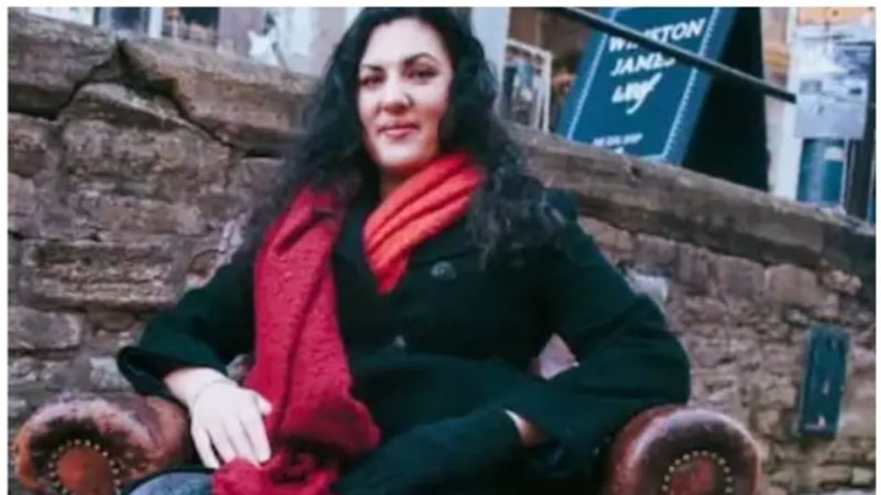 ബിരുദം പോലുമില്ല; വാര്ഷിക വരുമാനം 50 ലക്ഷത്തിന് മുകളില്; ദിവസം വെറും ആറ് മണിക്കൂര് ജോലി ! ബിരുദം പോലുമില്ല; വാര്ഷിക വരുമാനം 50 ലക്ഷത്തിന് മുകളില്; ദിവസം വെറും ആറ് മണിക്കൂര് ജോലി !