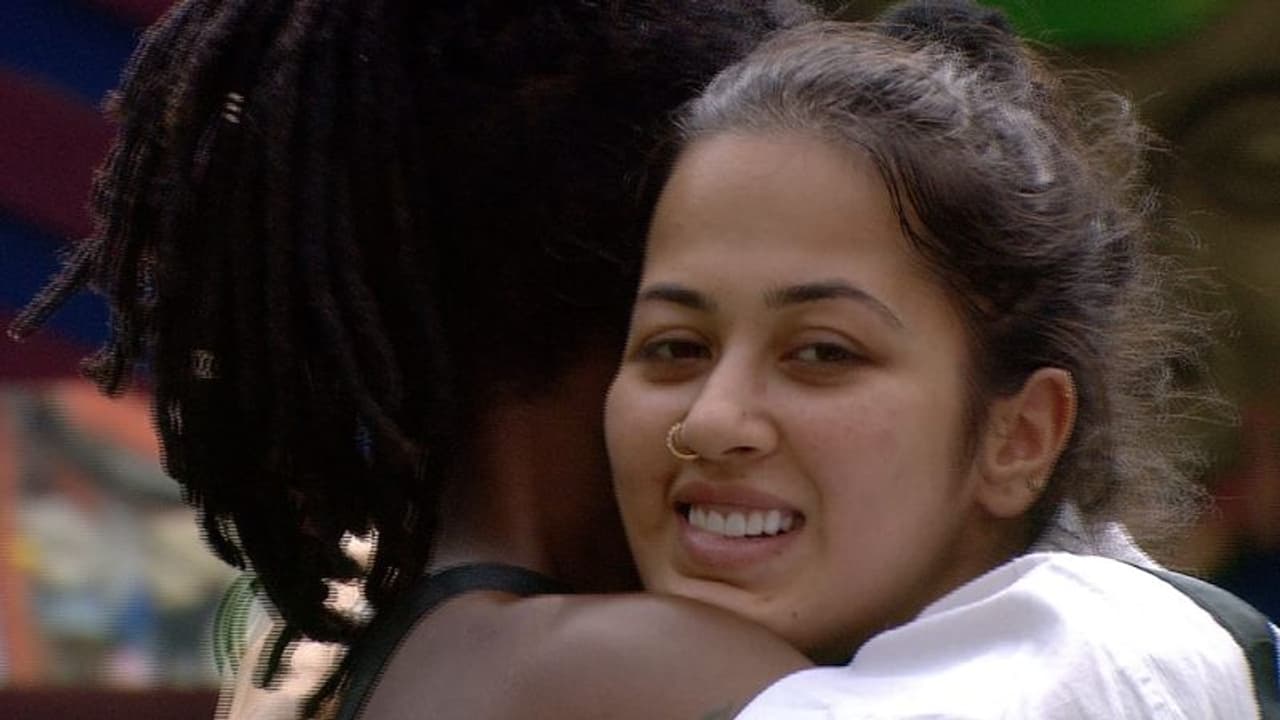 BBK10 ಬಿಗ್ಬಾಸ್ ಮನೆಯಲ್ಲಿ ಈ ವಾರ ಡಬಲ್ ಎಲಿಮಿನೇಷನ್, ಹೊರಬಿದ್ರು ಇಶಾನಿ! BBK10 ಬಿಗ್ಬಾಸ್ ಮನೆಯಲ್ಲಿ ಈ ವಾರ ಡಬಲ್ ಎಲಿಮಿನೇಷನ್, ಹೊರಬಿದ್ರು ಇಶಾನಿ!