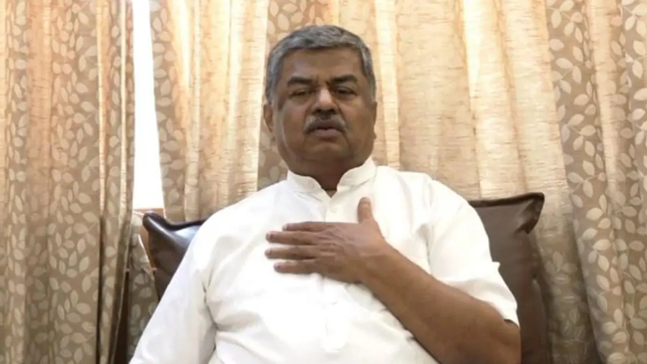 ಕರ್ನಾಟಕದಲ್ಲಿ ಗೋಧ್ರಾ ರೀತಿ ದುರಂತಕ್ಕೆ ಹುನ್ನಾರ, ಮಾಹಿತಿ ಇದೆ: ಕಿಚ್ಚು ಹಚ್ಚಿದ ಬಿಕೆ ಹರಿಪ್ರಸಾದ್‌ ಹೇಳಿಕೆ