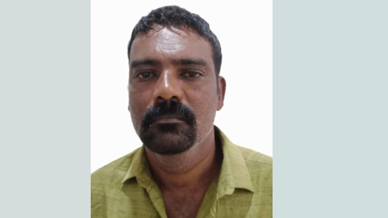 ഡിവോഴ്സ് കേസ് കൊടുത്തതിൽ വൈരാഗ്യം! കോടതി പരിസരത്ത് ഭാര്യയെ കുത്തി കൊലപ്പെടുത്താന്‍ ശ്രമിച്ച പ്രതി അറസ്റ്റില്‍