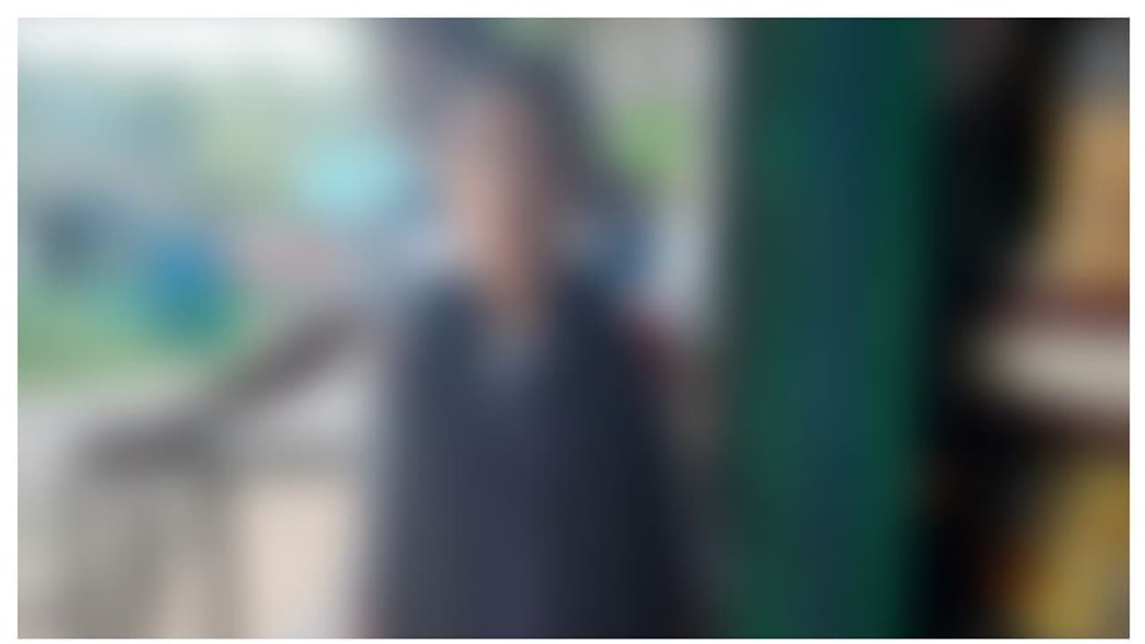 'ബസ് ചാർജ് കുറവെന്ന് പറഞ്ഞു'; തൃശൂരിൽ ആറാം ക്ലാസുകാരിയെ കണ്ടക്ടർ പാതിവഴിയിൽ ഇറക്കി വിട്ടെന്ന് പരാതി