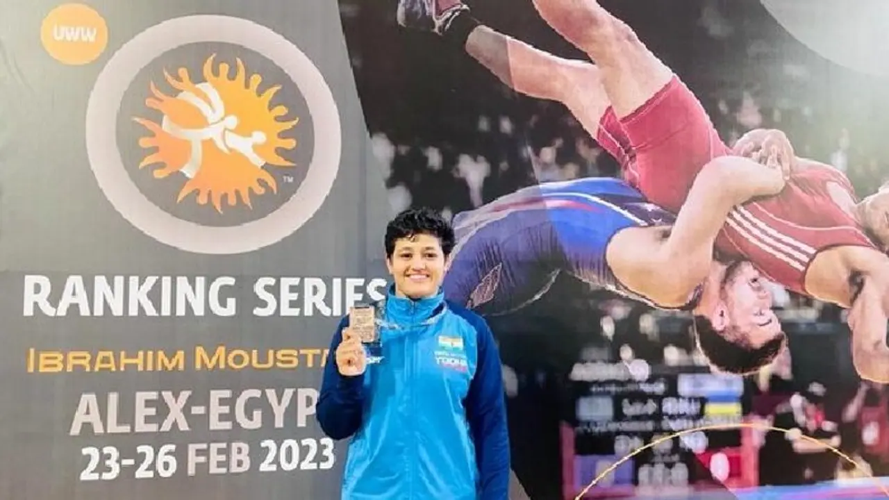 ರೀತಿಕಾಗೆ ಅಂಡರ್ 23 ವಿಶ್ವ ಚಾಂಪಿಯನ್ ಪಟ್ಟ! ಚಿನ್ನ ಪದಕ ಗೆದ್ದ ಭಾರತದ ಮೊದಲ ಕುಸ್ತಿಪಟು ರೀತಿಕಾಗೆ ಅಂಡರ್ 23 ವಿಶ್ವ ಚಾಂಪಿಯನ್ ಪಟ್ಟ! ಚಿನ್ನ ಪದಕ ಗೆದ್ದ ಭಾರತದ ಮೊದಲ ಕುಸ್ತಿಪಟು