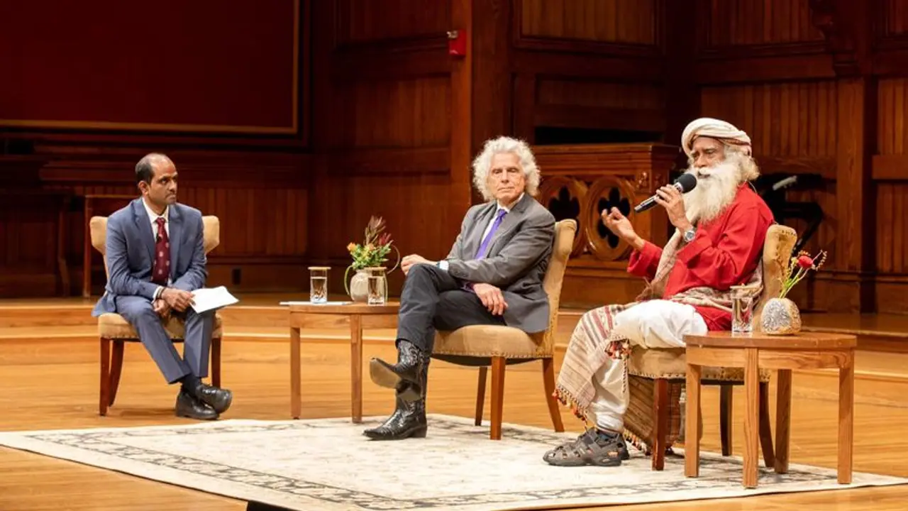 அறிவியலுக்கு அப்பாற்பட்டது எதுவும் இல்லை என்று முடிவுகட்டிவிடக் கூடாது: சத்குரு பேச்சு