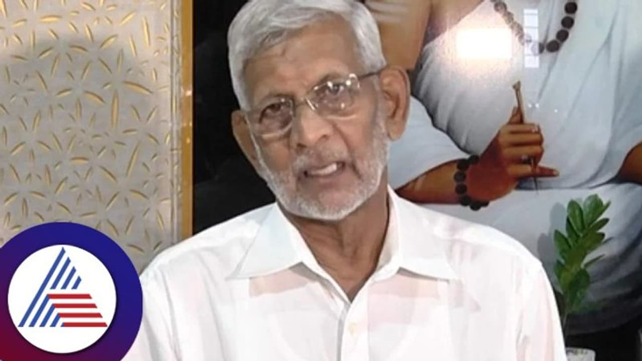 ವಿಜಯಪುರ ಬಸವ ಜಿಲ್ಲೆ ಮಾಡುವ ವಿಚಾರದಲ್ಲಿ ಲಿಂಗಾಯತ ಸಮುದಾಯ ಪರವೂ ಇಲ್ಲ, ವಿರೋಧವೂ ಇಲ್ಲ: ಡಾ ಎಸ್ಬಿ ಜಾಮದಾರ ವಿಜಯಪುರ ಬಸವ ಜಿಲ್ಲೆ ಮಾಡುವ ವಿಚಾರದಲ್ಲಿ ಲಿಂಗಾಯತ ಸಮುದಾಯ ಪರವೂ ಇಲ್ಲ, ವಿರೋಧವೂ ಇಲ್ಲ: ಡಾ ಎಸ್ಬಿ ಜಾಮದಾರ