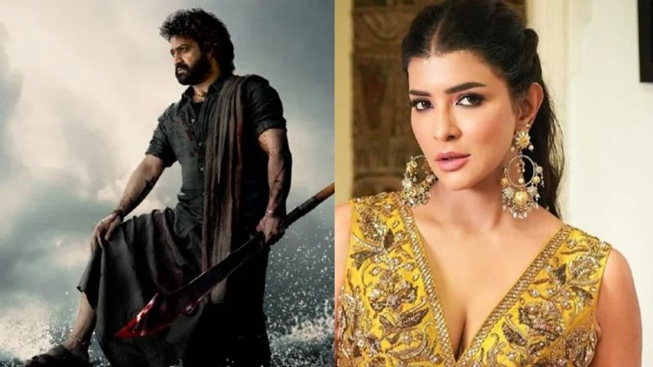 మంచు లక్ష్మీకి బంపర్ ఆఫర్.. వామ్మో 'దేవర'లో ఎన్టీఆర్ పక్కన ఏకంగా ఆ పాత్రలో ? మంచు లక్ష్మీకి బంపర్ ఆఫర్.. వామ్మో 'దేవర'లో ఎన్టీఆర్ పక్కన ఏకంగా ఆ పాత్రలో ?