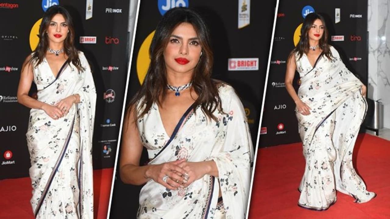 Priyanka Chopra : ఇండియాలో ఆస్తులన్నీ అమ్ముకుంటున్న ప్రియాంక చోప్రా, కారణం ఏంటంటే..? Priyanka Chopra : ఇండియాలో ఆస్తులన్నీ అమ్ముకుంటున్న ప్రియాంక చోప్రా, కారణం ఏంటంటే..?