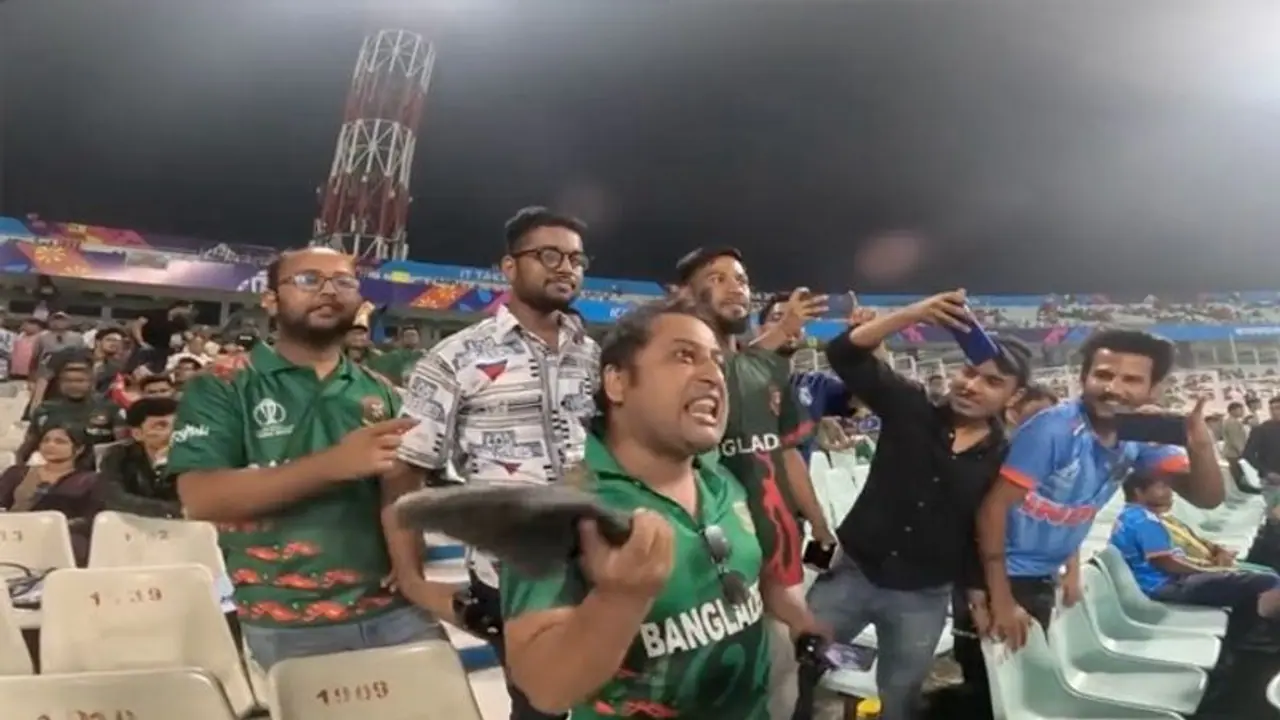Disheartened Bangladesh Fan hits himself with shoe after disappointing loss to Netherlands (WATCH)