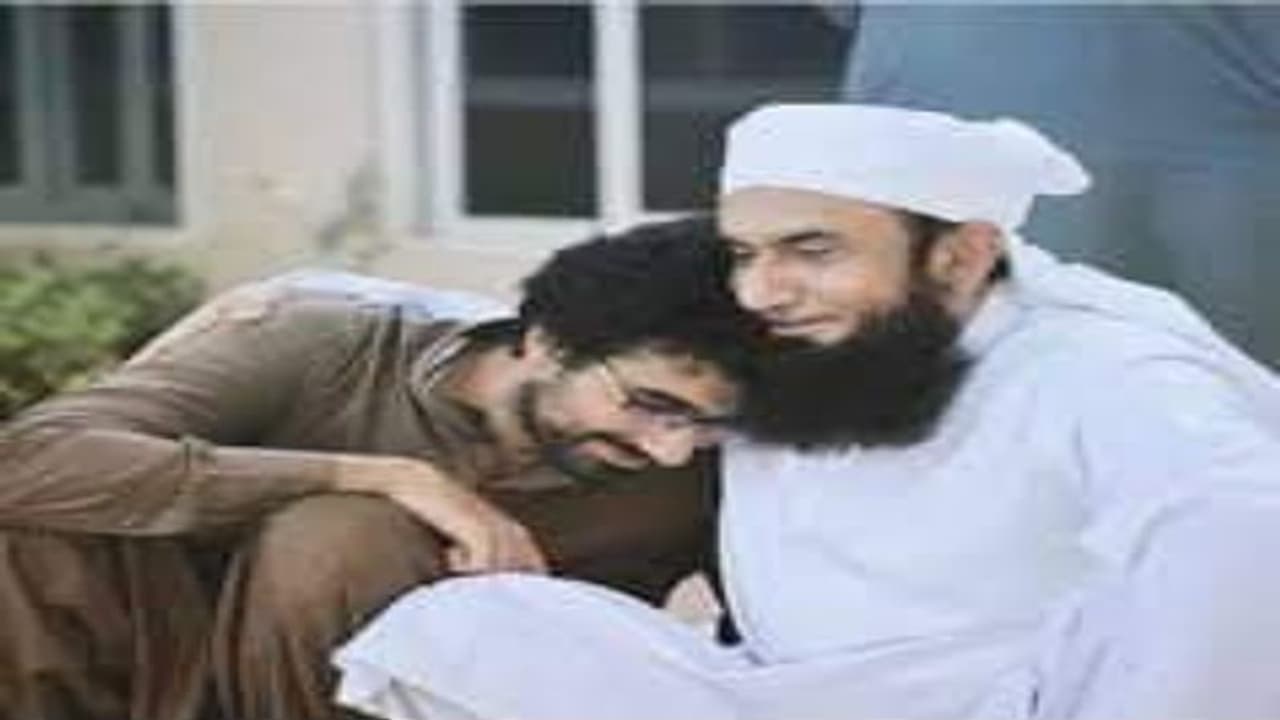 ఇస్లామిక్ పండితుడు మౌలానా తారిఖ్ కొడుకు అసిమ్ మృతి.. గన్తో కాల్చుకుని బలవనర్మణం..? ఇస్లామిక్ పండితుడు మౌలానా తారిఖ్ కొడుకు అసిమ్ మృతి.. గన్తో కాల్చుకుని బలవనర్మణం..?