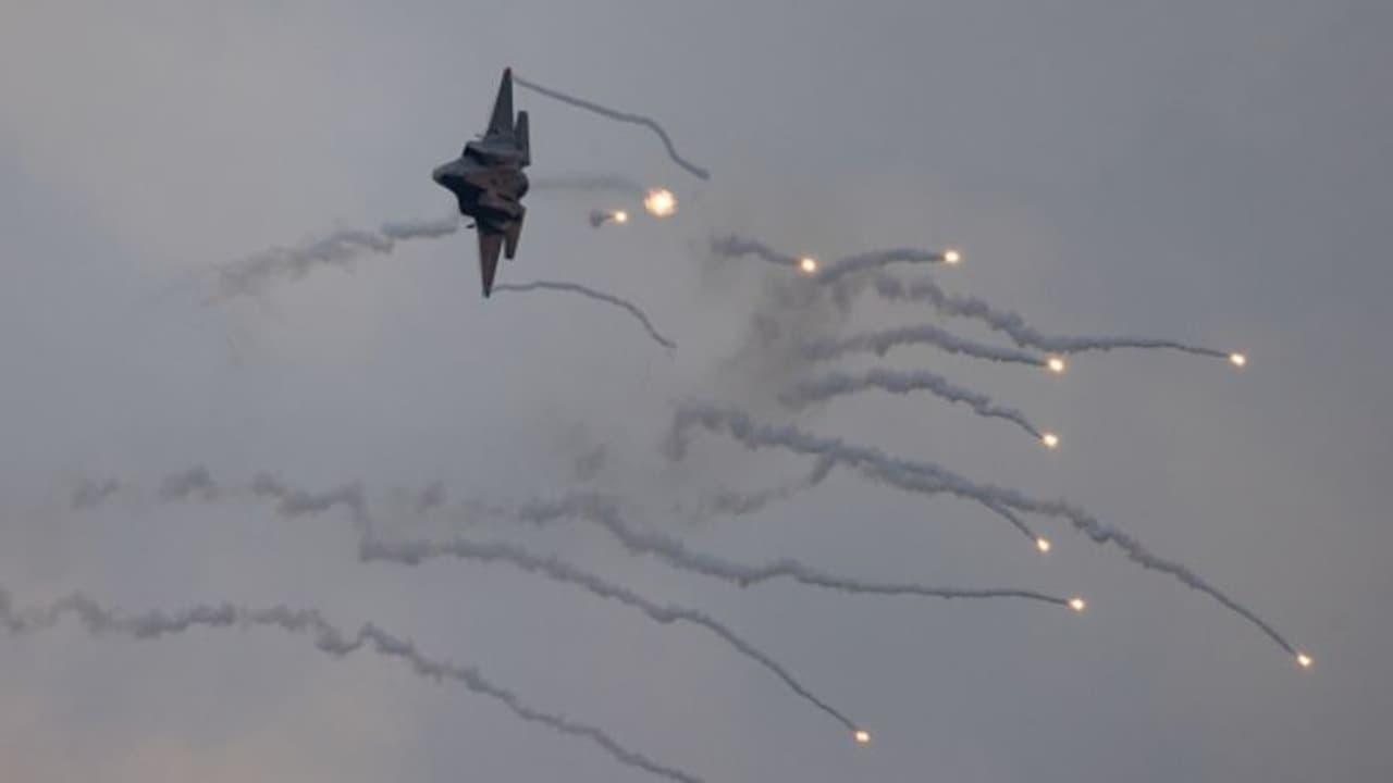 ദക്ഷിണ കൊറിയയും അമേരിക്കയും സംയുക്തമായി നടത്തുന്ന സൈനിക അഭ്യാസങ്ങള്ക്ക് തുടക്കം ദക്ഷിണ കൊറിയയും അമേരിക്കയും സംയുക്തമായി നടത്തുന്ന സൈനിക അഭ്യാസങ്ങള്ക്ക് തുടക്കം