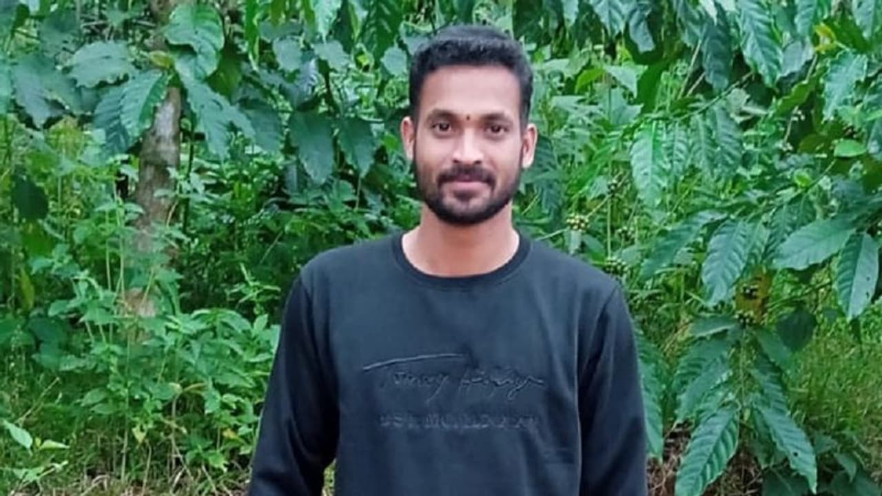 Chikkamagaluru: ಕೋರ್ಟಿಗೆ ಹಾಜರಾಗದ ರೌಡಿ ಶೀಟರ್‌ ಪೂರ್ಣೇಶ್‌ಗೆ ಪೊಲೀಸ್ ಗುಂಡೇಟು!