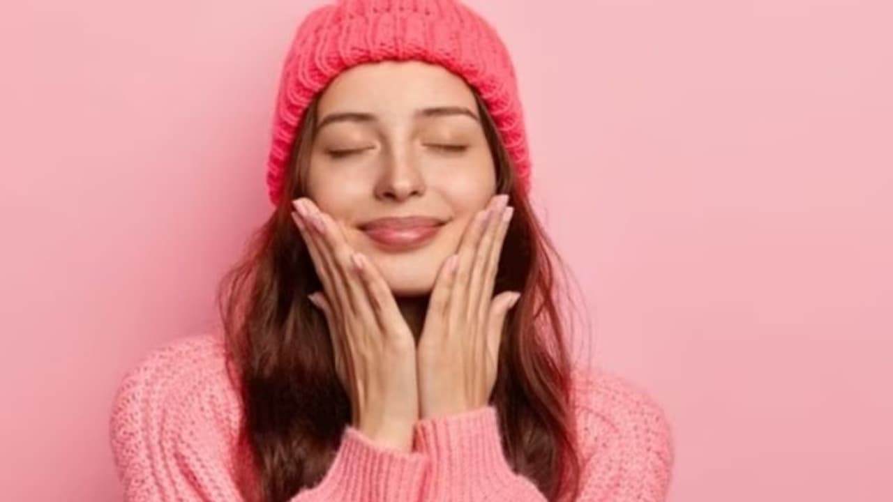 Health Tips: ശരീരത്തിന്‍റെ ആരോഗ്യത്തോടൊപ്പം ചര്‍മ്മം തിളങ്ങാനും സഹായിക്കുന്ന ഭക്ഷണങ്ങള്‍... 