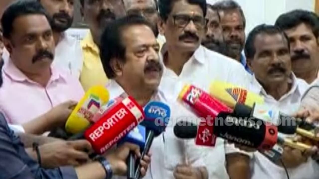 എംവി ഗോവിന്ദനെ വെള്ളപൂശി രാജീവ് ചന്ദ്രശേഖറിനെ വിമർശിക്കുന്ന മുഖ്യമന്ത്രിയുടെ നിലപാട് തെറ്റെന്ന് ചെന്നിത്തല എംവി ഗോവിന്ദനെ വെള്ളപൂശി രാജീവ് ചന്ദ്രശേഖറിനെ വിമർശിക്കുന്ന മുഖ്യമന്ത്രിയുടെ നിലപാട് തെറ്റെന്ന് ചെന്നിത്തല