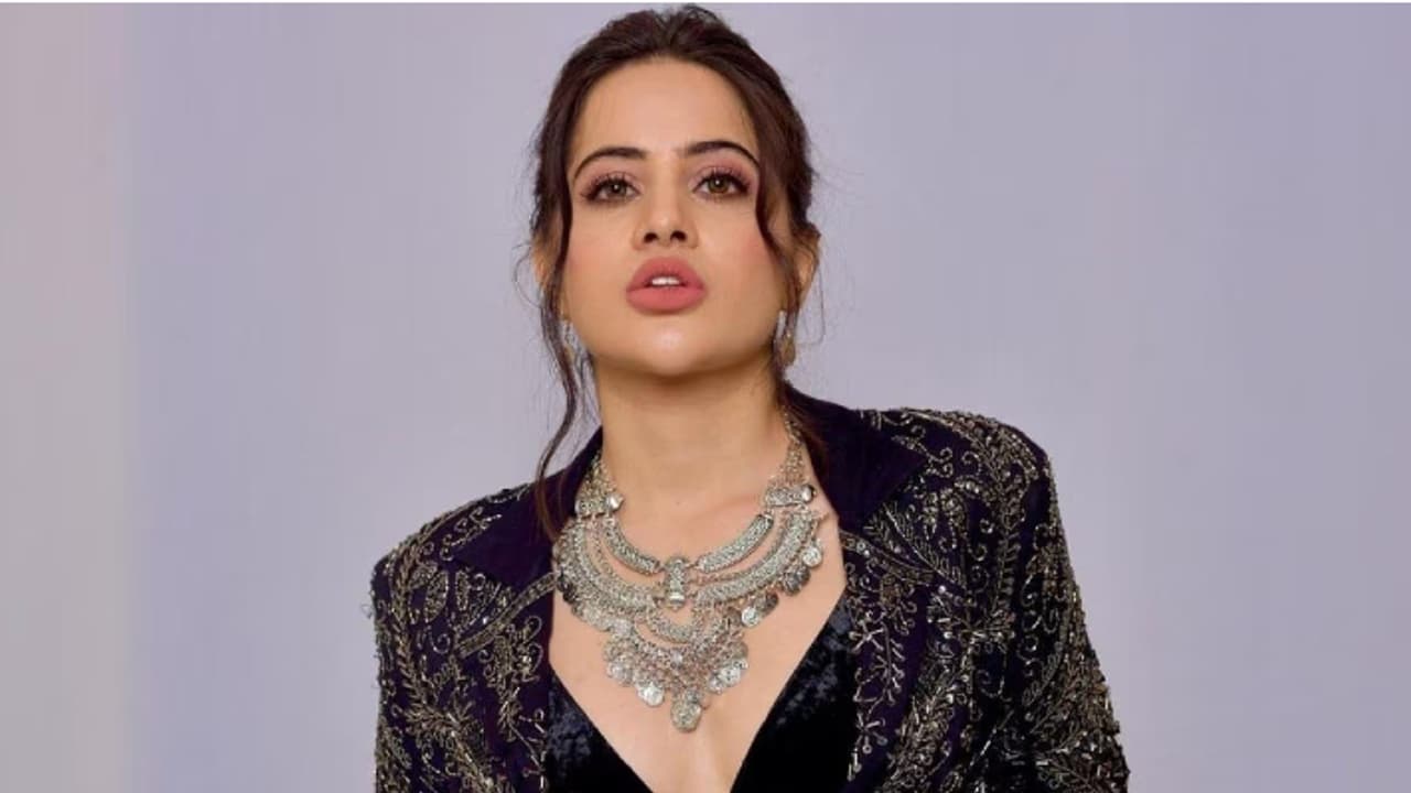 ಉರ್ಫಿಯ ಮತ್ತೊಂದು ರೂಪಕ್ಕೆ ಫ್ಯಾನ್ಸ್‌ ಭಾವುಕ! ದುಡ್ಡಿಗೆ ಬೆತ್ತಲಾಗುವರ ಮುಂದೆ ನಿಮಗೊಂದು ಸಲಾಂ ಎಂದ ನೆಟ್ಟಿಗರು