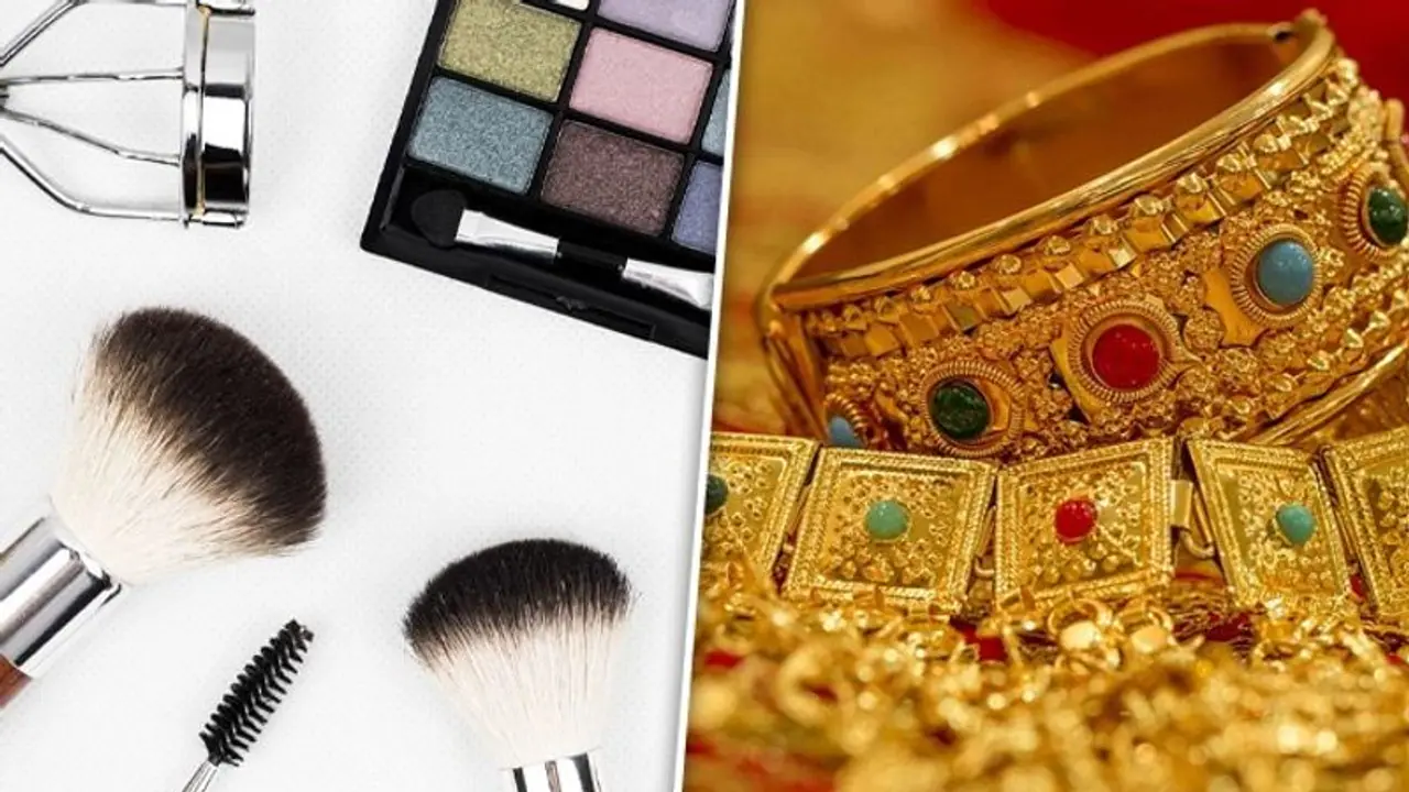 Karwa Chauth 2023: 7 thoughtful gifts for wives on festive day