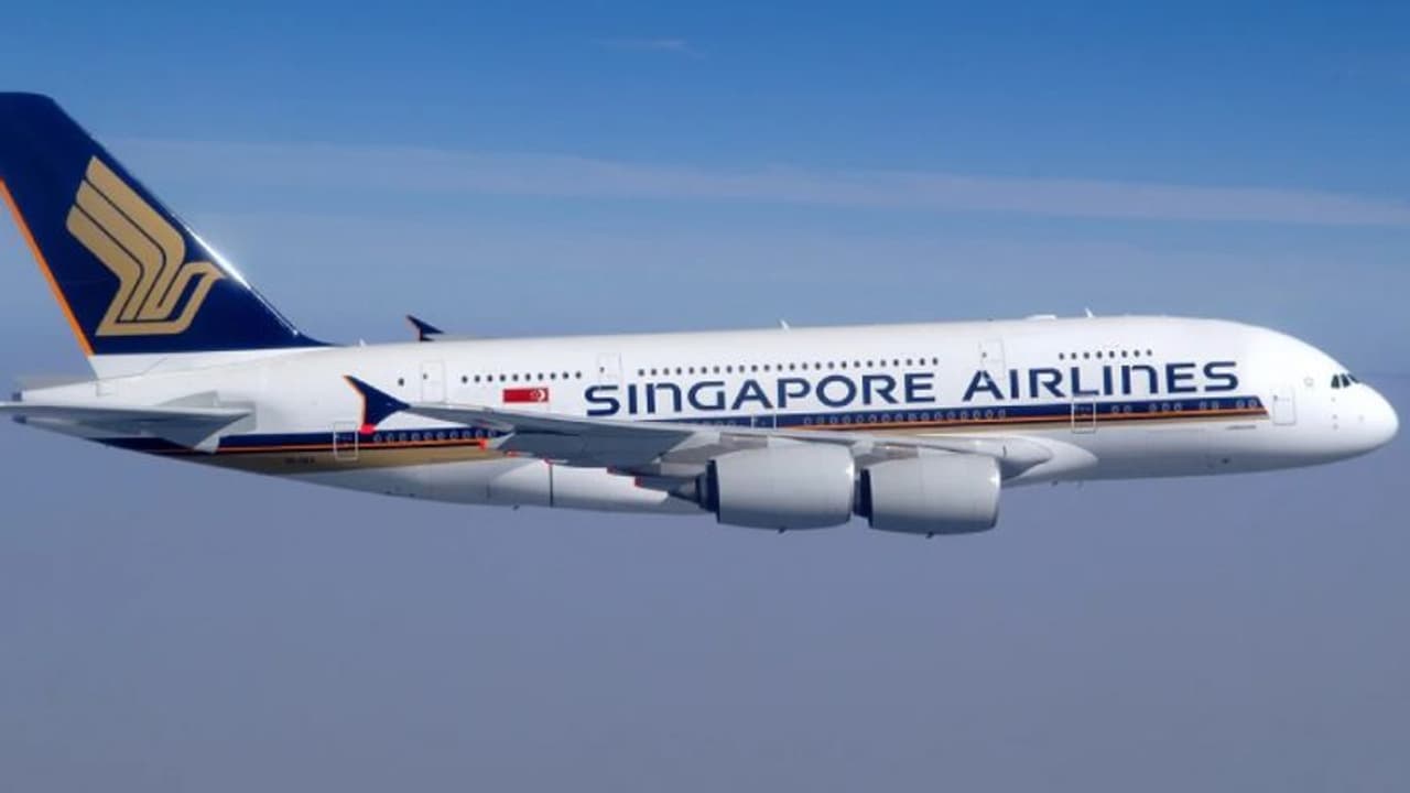 சிங்கப்பூர்.. நிறுத்திய சேவைகளை துவங்கும் Scoot மற்றும் SIA 5 முக்கிய நகரங்களுக்கு பறக்கும் விமானங்கள்! சிங்கப்பூர்.. நிறுத்திய சேவைகளை துவங்கும் Scoot மற்றும் SIA 5 முக்கிய நகரங்களுக்கு பறக்கும் விமானங்கள்!