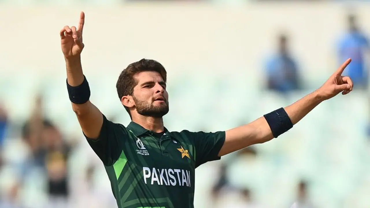 'അവര് നല്ല ബൗളര്മാരാണ്, പക്ഷേ മികച്ചവരെന്ന് പറയാന് ആവില്ല'; പാക് പേസര്മാര്ക്കെതിരെ മൊയീന് അലി 'അവര് നല്ല ബൗളര്മാരാണ്, പക്ഷേ മികച്ചവരെന്ന് പറയാന് ആവില്ല'; പാക് പേസര്മാര്ക്കെതിരെ മൊയീന് അലി