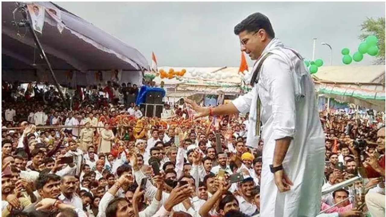 സച്ചിൻ പൈലറ്റ് ടോങ്കിൽ നാമനിർദ്ദേശ പത്രിക സമർപ്പിച്ചു, ശേഷം പ്രതികരണം രാഹുലും ഖർഗെയും പറഞ്ഞതിനെക്കുറിച്ച്! സച്ചിൻ പൈലറ്റ് ടോങ്കിൽ നാമനിർദ്ദേശ പത്രിക സമർപ്പിച്ചു, ശേഷം പ്രതികരണം രാഹുലും ഖർഗെയും പറഞ്ഞതിനെക്കുറിച്ച്!