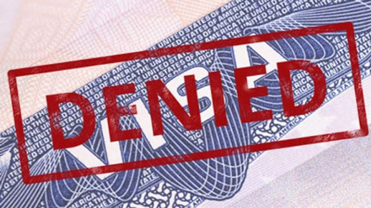 വിസാ നിയമങ്ങളില് മാറ്റങ്ങളുമായി ഒമാന്; 'ഈ രാജ്യത്തിന് ഇനി പുതിയ വിസ നല്കില്ല' വിസാ നിയമങ്ങളില് മാറ്റങ്ങളുമായി ഒമാന്; 'ഈ രാജ്യത്തിന് ഇനി പുതിയ വിസ നല്കില്ല'