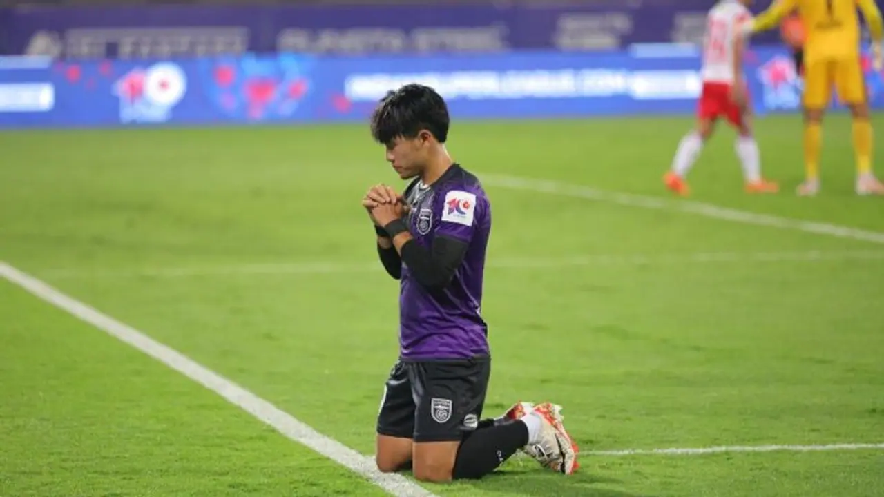 ISL 2023 24: Coach Sergio Lobera delighted with Odisha FC's comeback win over Bengaluru FC (WATCH) ISL 2023 24: Coach Sergio Lobera delighted with Odisha FC's comeback win over Bengaluru FC (WATCH)