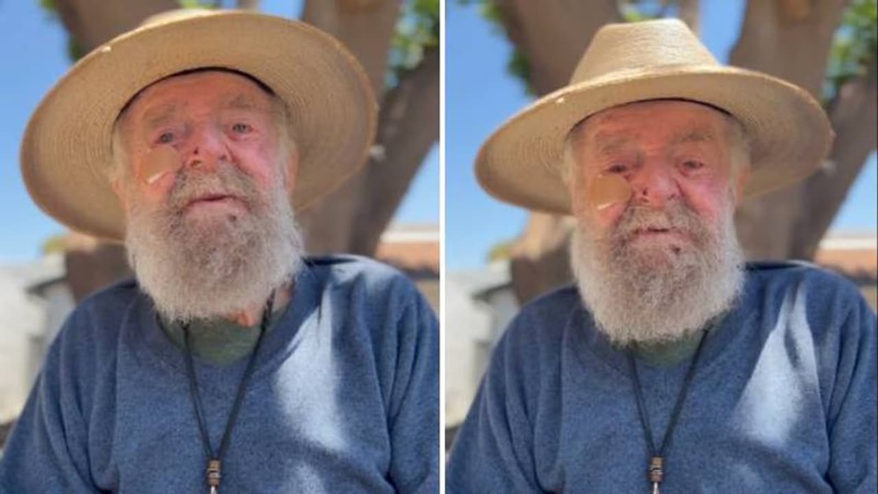 'ഡാർക്ക് ചോക്ലേറ്റ്, തേൻ; 100 ാം വയസിലും താൻ ആരോഗ്യത്തോടെയിരിക്കുന്നതിന്റെ ആറ് കാരണങ്ങൾ' 'ഡാർക്ക് ചോക്ലേറ്റ്, തേൻ; 100 ാം വയസിലും താൻ ആരോഗ്യത്തോടെയിരിക്കുന്നതിന്റെ ആറ് കാരണങ്ങൾ'