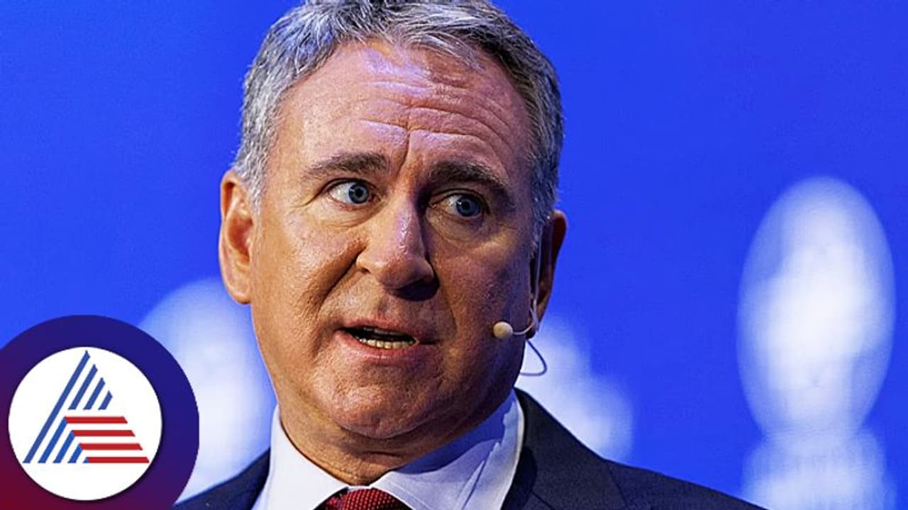 Billionaire Businessman : 1200 ಸಿಬ್ಬಂದಿಯನ್ನು ಕುಟುಂಬ ಸಮೇತ ಪ್ರವಾಸಕ್ಕೆ ಕಳುಹಿಸಿದ ಬ್ಯುಸಿನೆಸ್ಮೆನ್ಗೆ ಶ್ಲಾಘನೆ Billionaire Businessman : 1200 ಸಿಬ್ಬಂದಿಯನ್ನು ಕುಟುಂಬ ಸಮೇತ ಪ್ರವಾಸಕ್ಕೆ ಕಳುಹಿಸಿದ ಬ್ಯುಸಿನೆಸ್ಮೆನ್ಗೆ ಶ್ಲಾಘನೆ