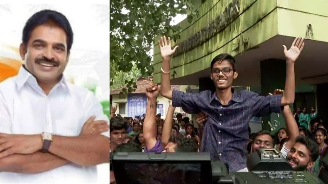 'റീ കൗണ്ടിംഗ് സമയത്ത് 2 തവണ വൈദ്യുതി നിലച്ചു, കെഎസ് യു വോട്ടുകള് അസാധുവായി, എസ്എഫ്ഐ വോട്ടുകള് സാധുവായി' 'റീ കൗണ്ടിംഗ് സമയത്ത് 2 തവണ വൈദ്യുതി നിലച്ചു, കെഎസ് യു വോട്ടുകള് അസാധുവായി, എസ്എഫ്ഐ വോട്ടുകള് സാധുവായി'