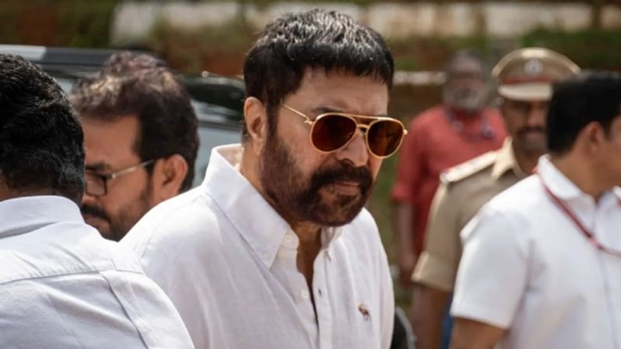 ആദ്യകാലങ്ങളിൽ മമ്മൂട്ടിക്ക് ആ സ്വഭാവം ഉണ്ടായിരുന്നു, മാറ്റം വന്നത് സൂപ്പർ സ്റ്റാറിന്റെ വാക്കിൽ..! ആദ്യകാലങ്ങളിൽ മമ്മൂട്ടിക്ക് ആ സ്വഭാവം ഉണ്ടായിരുന്നു, മാറ്റം വന്നത് സൂപ്പർ സ്റ്റാറിന്റെ വാക്കിൽ..!