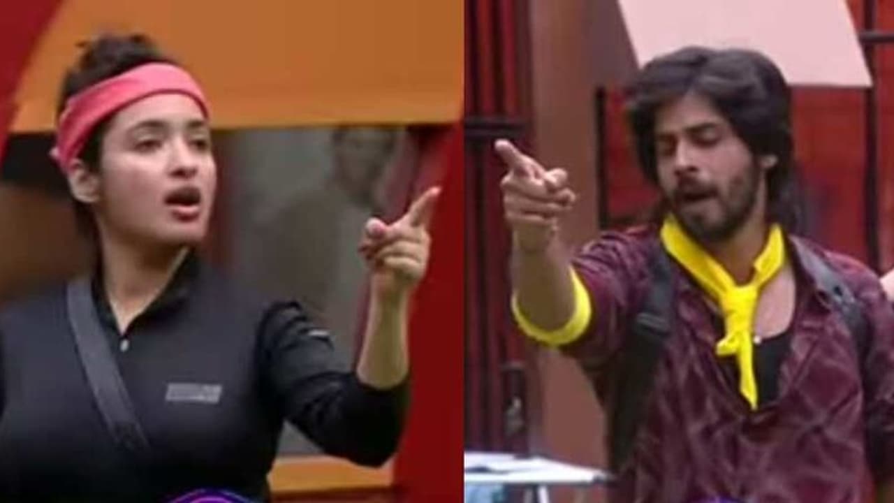 Bigg Boss Telugu 7: రతిక వర్సెస్ అమర్: బయట నీ ముఖాన ఊస్తున్నారు, మాటలు జాగ్రత్తగా రాని! Bigg Boss Telugu 7: రతిక వర్సెస్ అమర్: బయట నీ ముఖాన ఊస్తున్నారు, మాటలు జాగ్రత్తగా రాని!