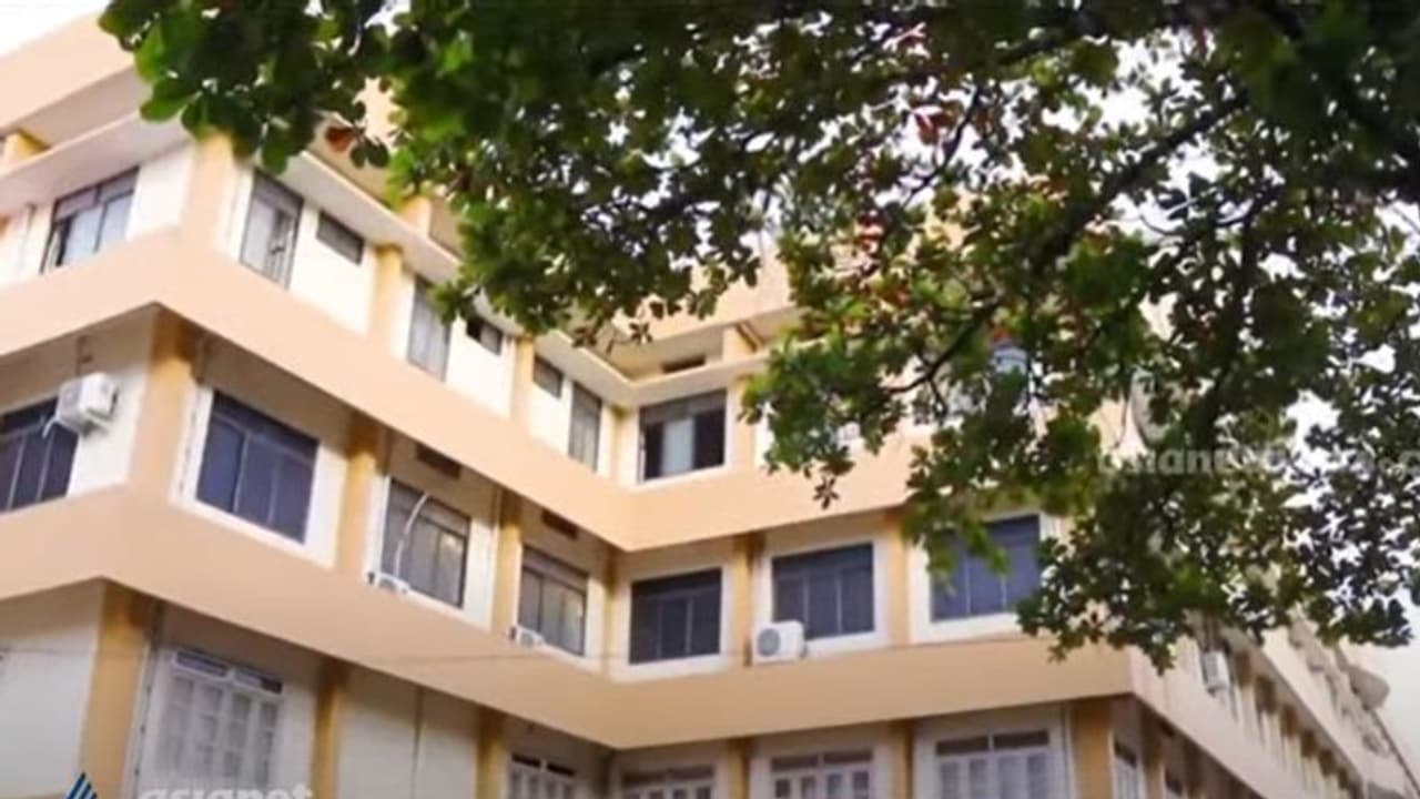 ഗർഭസ്ഥ ശിശുവിന്റെ തകരാറുകൾ കണ്ടുപിടിച്ചില്ല; സ്വകാര്യ ആശുപത്രിക്കും ഡോക്ടർമാർക്കുമെതിരെ നടപടി, 5 ലക്ഷം പിഴ ഗർഭസ്ഥ ശിശുവിന്റെ തകരാറുകൾ കണ്ടുപിടിച്ചില്ല; സ്വകാര്യ ആശുപത്രിക്കും ഡോക്ടർമാർക്കുമെതിരെ നടപടി, 5 ലക്ഷം പിഴ