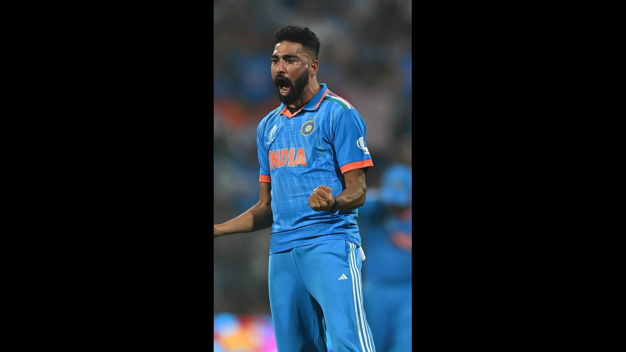 ICC World cup 2023: సెమీస్ ముంగిట టీమిండియాకు టెన్షన్.. గాయాల బారినపడుతున్న ఆటగాళ్లు.. ICC World cup 2023: సెమీస్ ముంగిట టీమిండియాకు టెన్షన్.. గాయాల బారినపడుతున్న ఆటగాళ్లు..