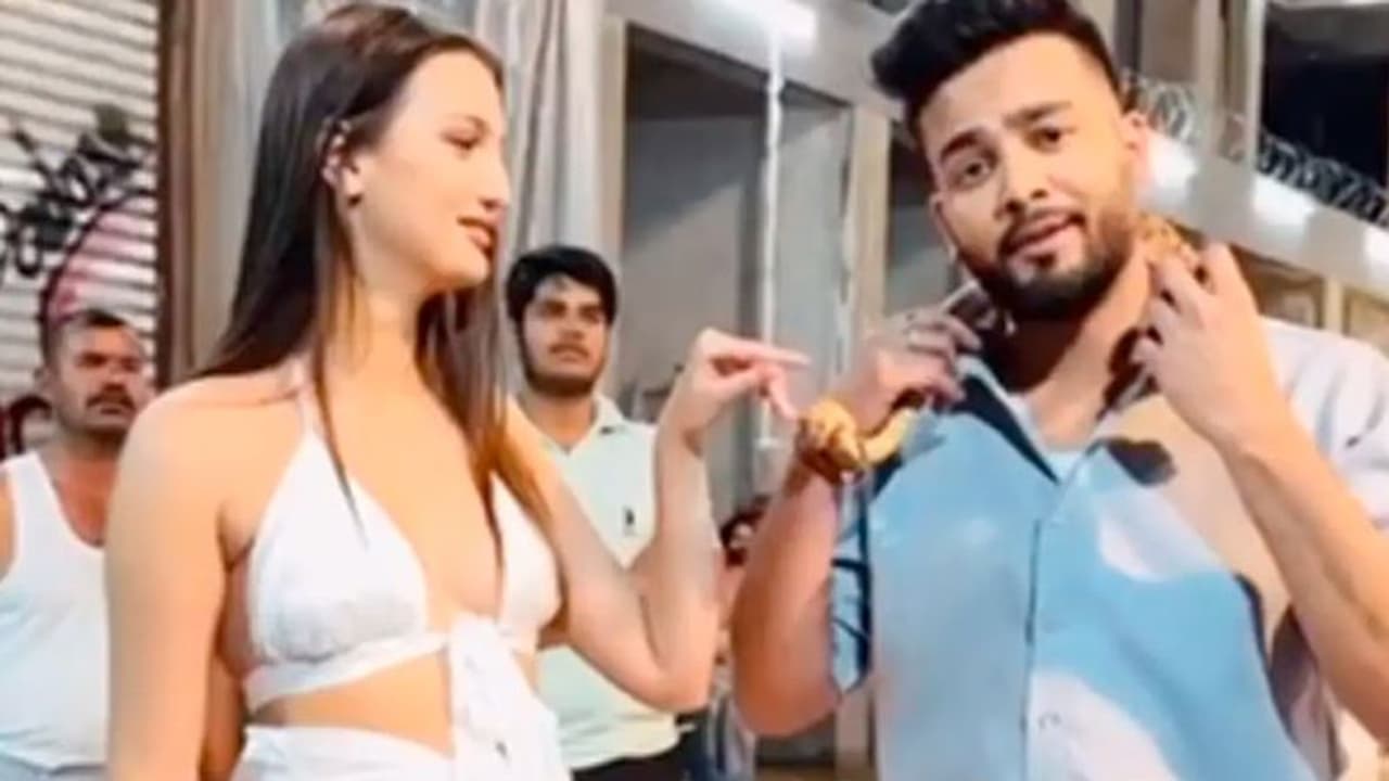 ಹಾವಿನ ವಿಷ ಹೀರಿ ಕಿಕ್ಕೇರಿಸಿಕೊಳ್ತಿದ್ರಾ? ಬಿಗ್‌ಬಾಸ್‌ ವಿನ್ನರ್‌ ಆಯೋಜಿಸ್ತಿದ್ದ ರೇವ್ ಪಾರ್ಟಿ: ಐವರ ಬಂಧನ