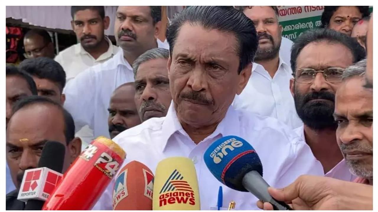 'മൂന്നാർ ദൗത്യസംഘത്തെയും ജില്ലാ കളക്ടറെയും സിവി വർഗീസ് ഭീഷണിപ്പെടുത്തുന്നു'; ‌സി പി മാത്യു