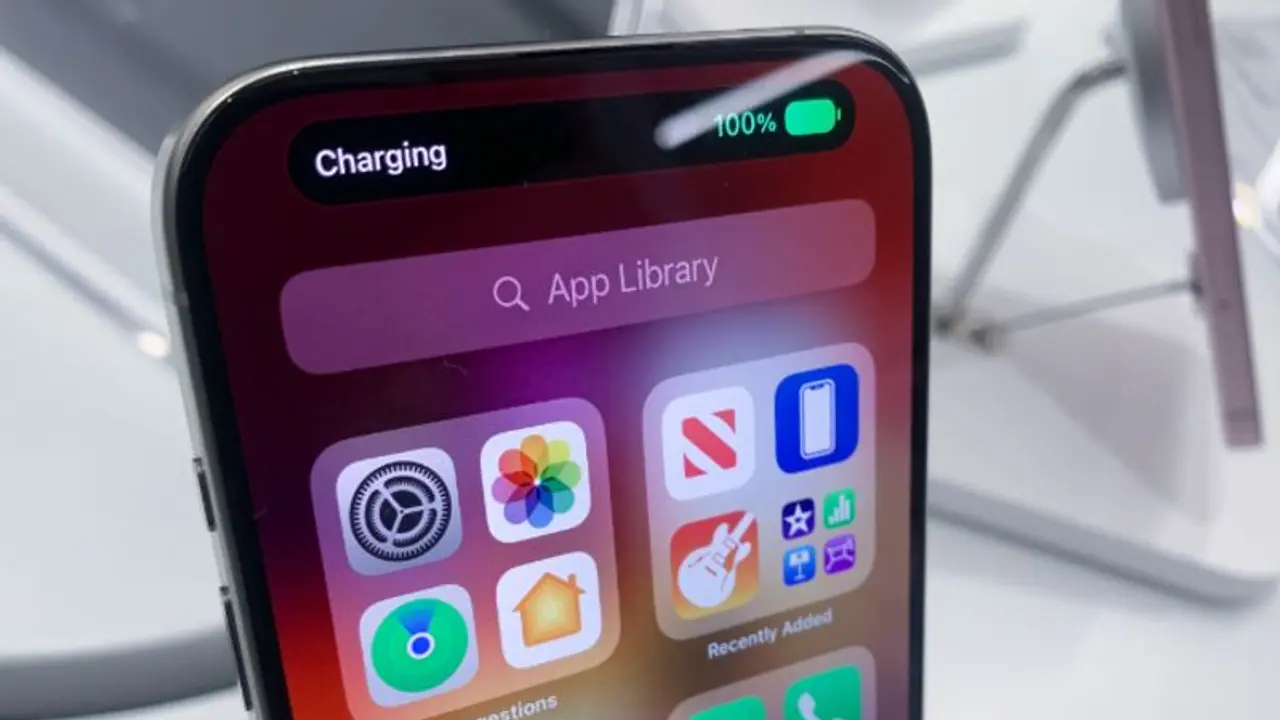 iPhone 16 Pro and iPhone 16 Pro Max to get larger display?