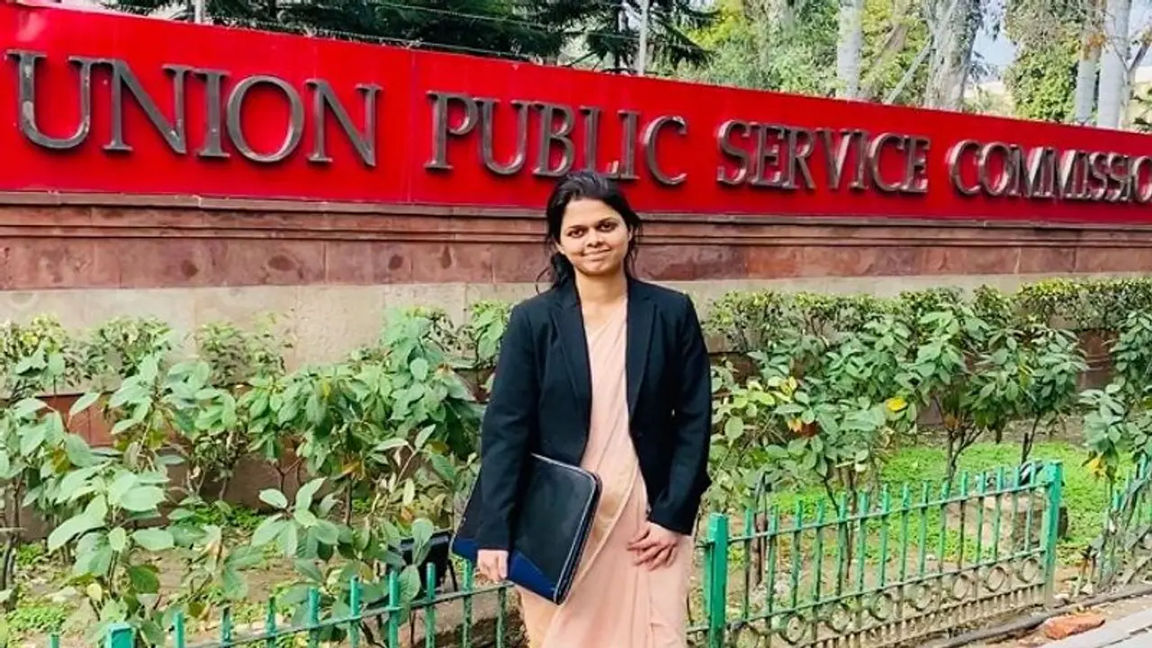 ಉಡುಪಿ: ಗೃಹಿಣಿ ಯುಪಿಎಸ್‌ಸಿ ತೇರ್ಗಡೆ, ಪುಟ್ಟ ಮಗುವಿನ ತಾಯಿಯ ದೊಡ್ಡ ಸಾಧನೆ..!