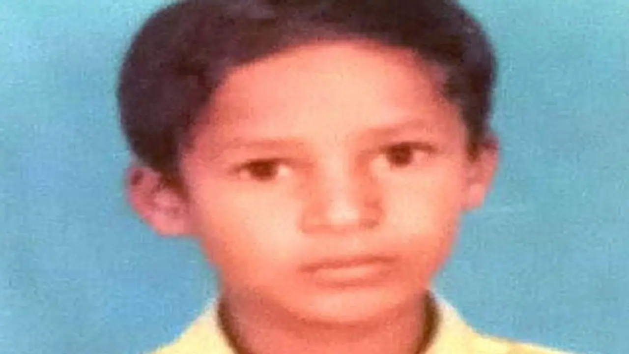 ದಾಬಸ್ಪೇಟೆ: ವನಕಲ್ಲು ಮಲ್ಲೇಶ್ವರ ಮಠದ ಹಾಸ್ಟೆಲ್ನಲ್ಲಿದ್ದ ವಿದ್ಯಾರ್ಥಿ ಆತ್ಮಹತ್ಯೆ ದಾಬಸ್ಪೇಟೆ: ವನಕಲ್ಲು ಮಲ್ಲೇಶ್ವರ ಮಠದ ಹಾಸ್ಟೆಲ್ನಲ್ಲಿದ್ದ ವಿದ್ಯಾರ್ಥಿ ಆತ್ಮಹತ್ಯೆ