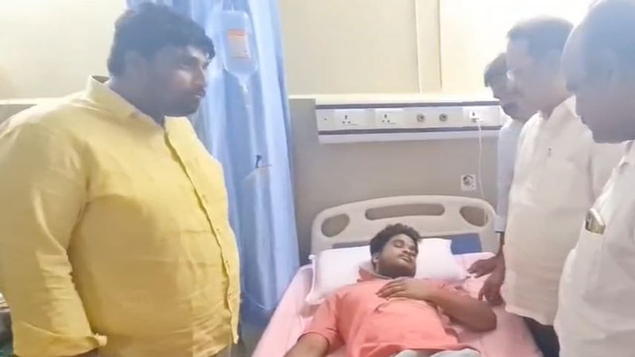 Kanchikacharla : దళిత యువకుడి ముఖంపై మూత్రంపోసినోళ్లను... దళిత మంత్రే కాపాడుతున్నారట... 