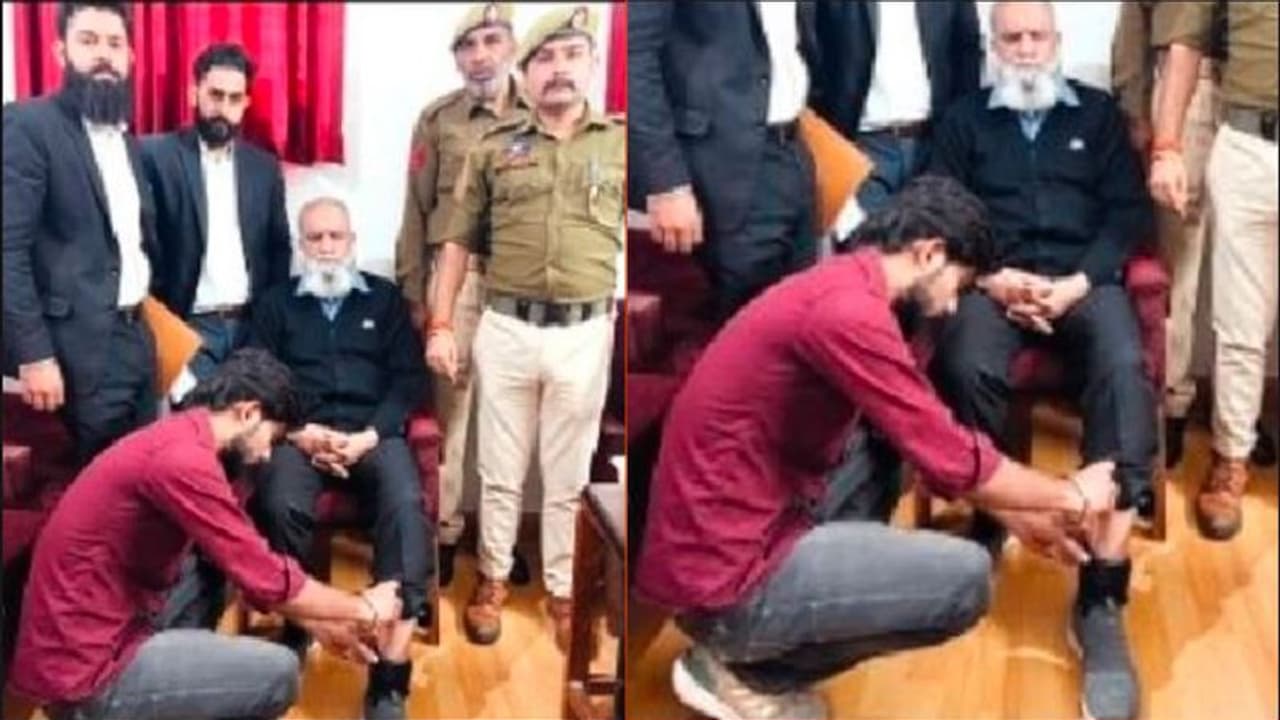 ಶಂಕಿತ ಉಗ್ರರ ಕಾಲಿಗೆ ಜಿಪಿಎಸ್ ಅಳವಡಿಕೆ: ಕಾಶ್ಮೀರ ಪೊಲೀಸರಿಂದ ಹೊಸ ಪ್ರಯೋಗ ಶಂಕಿತ ಉಗ್ರರ ಕಾಲಿಗೆ ಜಿಪಿಎಸ್ ಅಳವಡಿಕೆ: ಕಾಶ್ಮೀರ ಪೊಲೀಸರಿಂದ ಹೊಸ ಪ್ರಯೋಗ