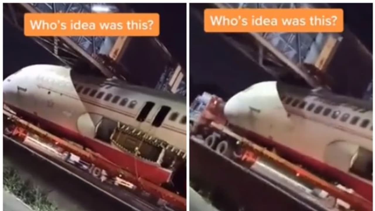 ഏറ്റവും സുരക്ഷിതമായ ഒരു 'വിമാന അപകട'ത്തിന്റെ വീഡിയോ; ചിരിച്ച് മറിഞ്ഞ് സോഷ്യല് മീഡിയ ! ഏറ്റവും സുരക്ഷിതമായ ഒരു 'വിമാന അപകട'ത്തിന്റെ വീഡിയോ; ചിരിച്ച് മറിഞ്ഞ് സോഷ്യല് മീഡിയ !