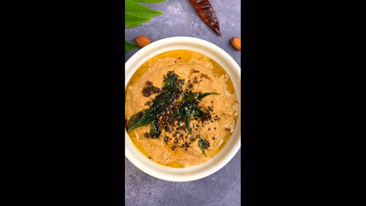 வெறும் 10 நிமிடத்தில்.. இட்லி தோசைக்கு டேஸ்ட்டான உளுந்தம் பருப்பு சட்னி.. ரெசிபி இதோ!