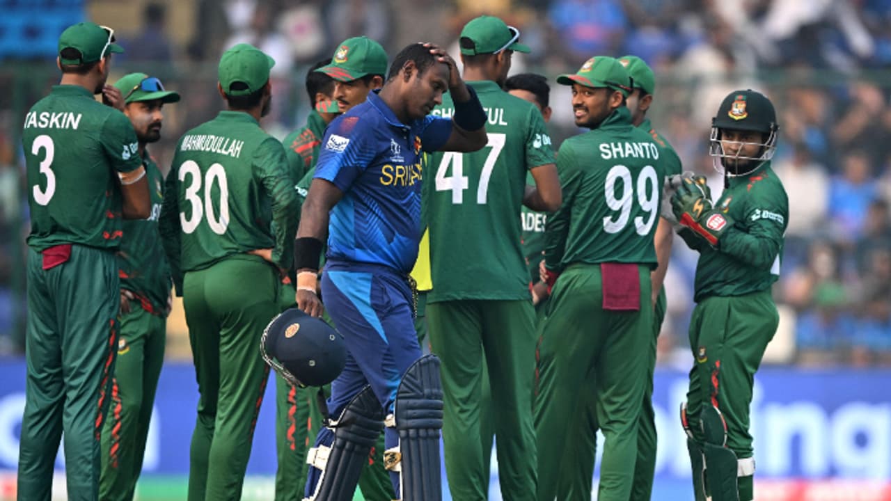 Sri Lanka vs Bangladesh: டைம் அவுட் முறையில் அவுட் கொடுத்தது ஏன்? வீடியோ ஆதாரத்துடன் நடுவர் விளக்கம்! Sri Lanka vs Bangladesh: டைம் அவுட் முறையில் அவுட் கொடுத்தது ஏன்? வீடியோ ஆதாரத்துடன் நடுவர் விளக்கம்!