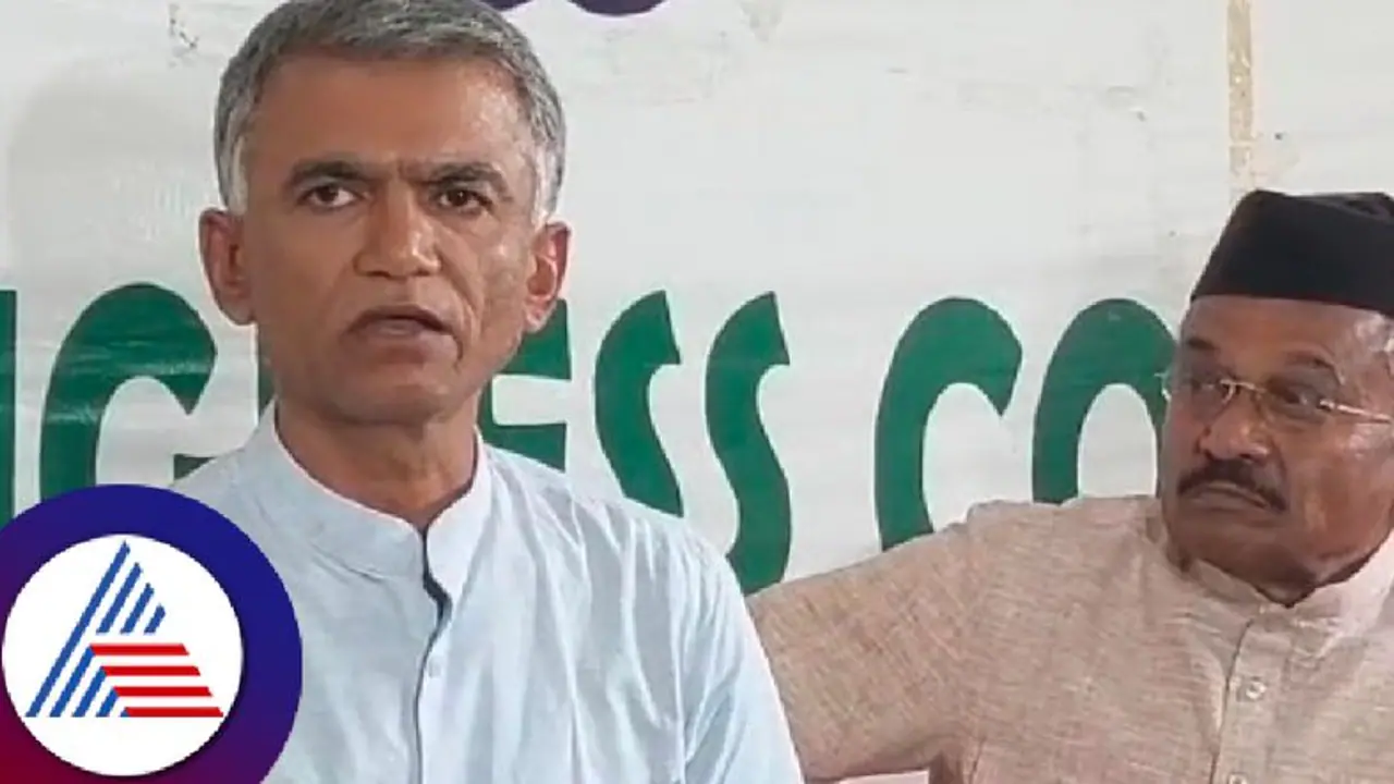 ಬಗರ್ ಹುಕುಂ ಅರ್ಜಿ ಸಲ್ಲಿಕೆ ಇನ್ನು ಸುಲಭ: ಆ್ಯಪ್ ಬಿಡುಗಡೆ ಮಾಡಿದ ಸಚಿವ ಕೃಷ್ಣ ಬೈರೇಗೌಡ ಬಗರ್ ಹುಕುಂ ಅರ್ಜಿ ಸಲ್ಲಿಕೆ ಇನ್ನು ಸುಲಭ: ಆ್ಯಪ್ ಬಿಡುಗಡೆ ಮಾಡಿದ ಸಚಿವ ಕೃಷ್ಣ ಬೈರೇಗೌಡ