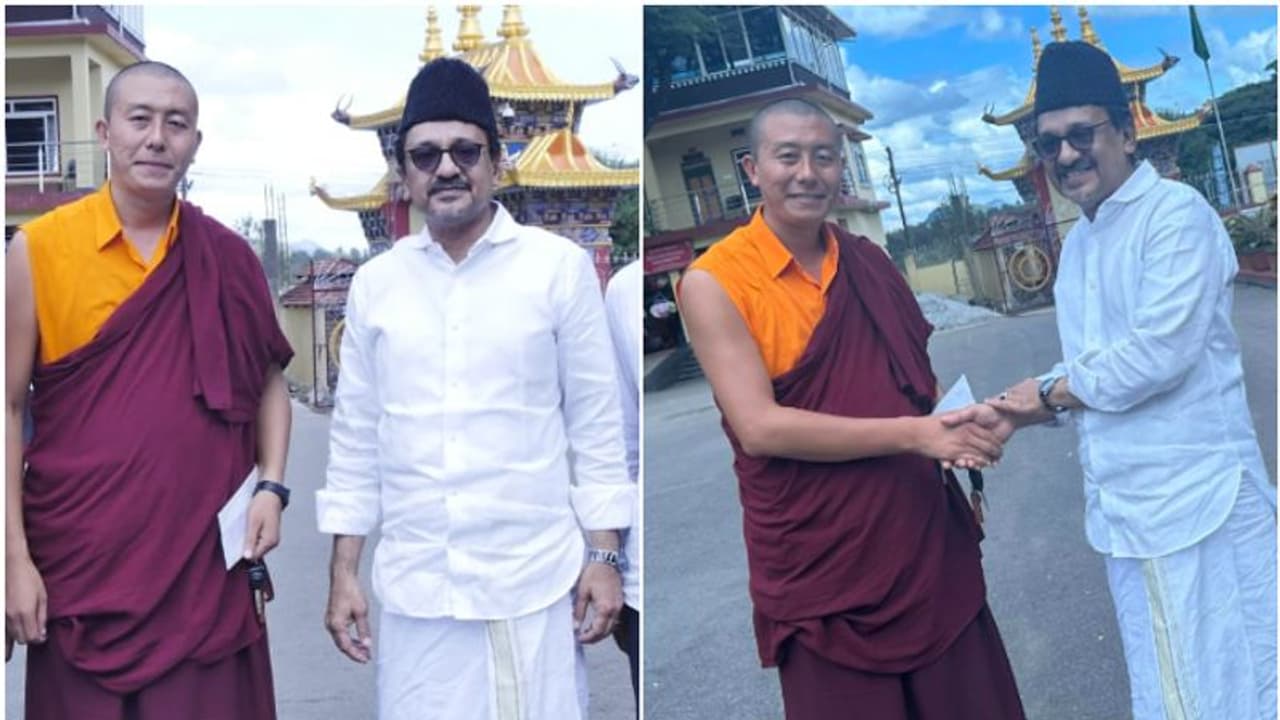 'അത്രമേൽ മനോഹരം', ഗോൾഡൻ ടെമ്പിളിലെ അനുഭവം പങ്കുവച്ച് മുസ്ലിം ലീഗ് അധ്യക്ഷൻ പാണക്കാട് സാദിഖലി തങ്ങൾ 'അത്രമേൽ മനോഹരം', ഗോൾഡൻ ടെമ്പിളിലെ അനുഭവം പങ്കുവച്ച് മുസ്ലിം ലീഗ് അധ്യക്ഷൻ പാണക്കാട് സാദിഖലി തങ്ങൾ