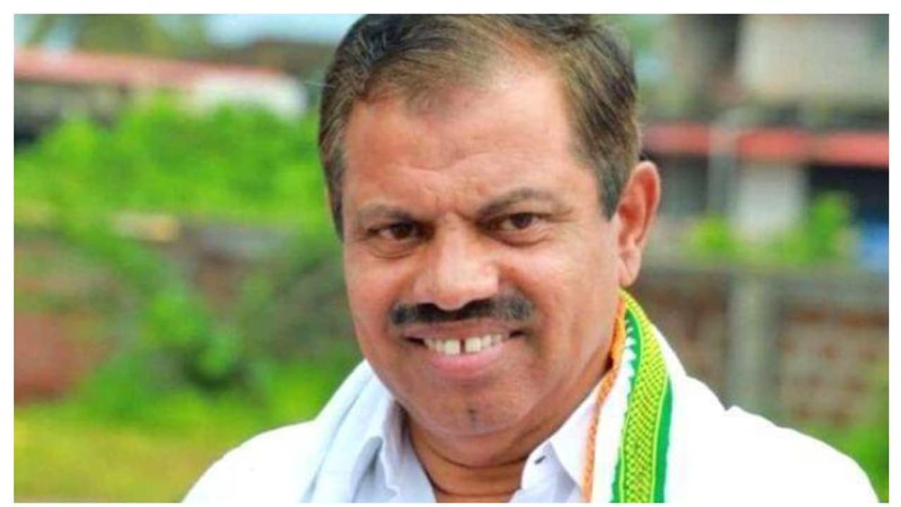 എംസി കമറുദ്ദീൻ എംഎൽഎ ഉൾപ്പടെ 29 പ്രതികൾ; ഫാഷൻ ഗോൾഡ് നിക്ഷേപ തട്ടിപ്പ് കേസിൽ കുറ്റപത്രം സമർപ്പിച്ചു എംസി കമറുദ്ദീൻ എംഎൽഎ ഉൾപ്പടെ 29 പ്രതികൾ; ഫാഷൻ ഗോൾഡ് നിക്ഷേപ തട്ടിപ്പ് കേസിൽ കുറ്റപത്രം സമർപ്പിച്ചു