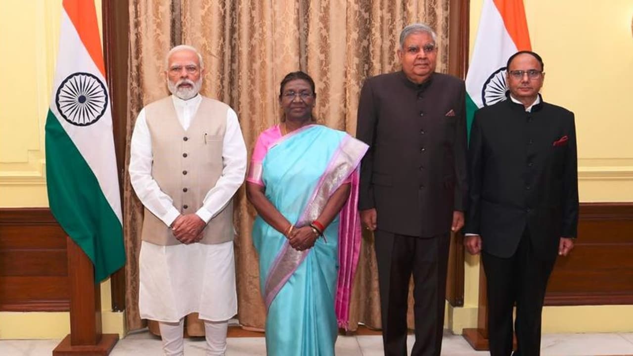 ದೇಶದ ಮುಖ್ಯ ಮಾಹಿತಿ ಆಯುಕ್ತರಾಗಿ ಹೀರಾಲಾಲ್ ಸಮಾರಿಯಾ ನೇಮಕ : ಇವರು ಈ ಹುದ್ದೆಗೇರಿದ ಮೊದಲ ದಲಿತ ವ್ಯಕ್ತಿ ದೇಶದ ಮುಖ್ಯ ಮಾಹಿತಿ ಆಯುಕ್ತರಾಗಿ ಹೀರಾಲಾಲ್ ಸಮಾರಿಯಾ ನೇಮಕ : ಇವರು ಈ ಹುದ್ದೆಗೇರಿದ ಮೊದಲ ದಲಿತ ವ್ಯಕ್ತಿ